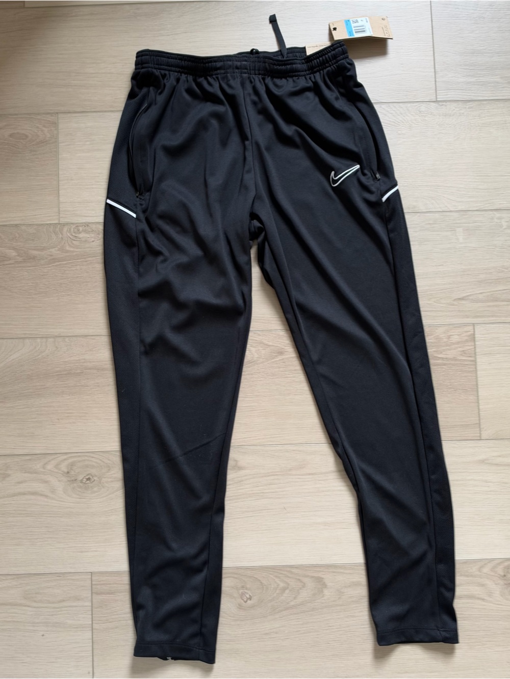 NWT Nike Women’s Black Athletic Track Joggers - Size Medium